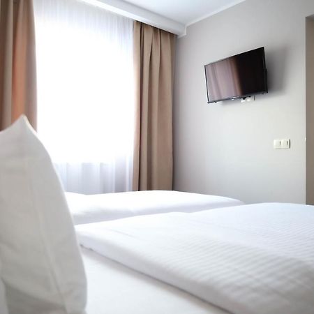 Citi Hotel'S Warszawa-Falenty ราชิน ภายนอก รูปภาพ