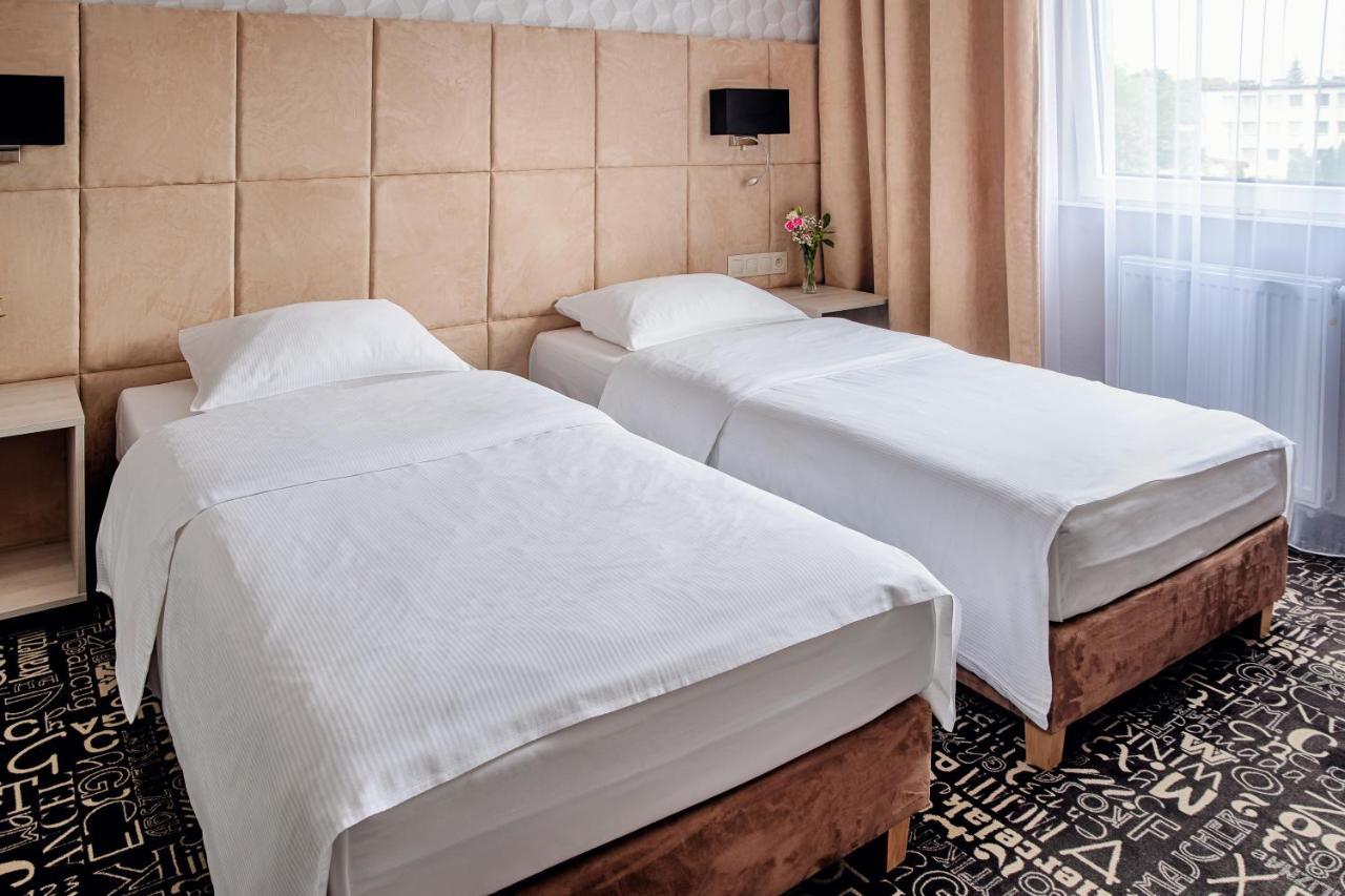 Citi Hotel'S Warszawa-Falenty ราชิน ภายนอก รูปภาพ