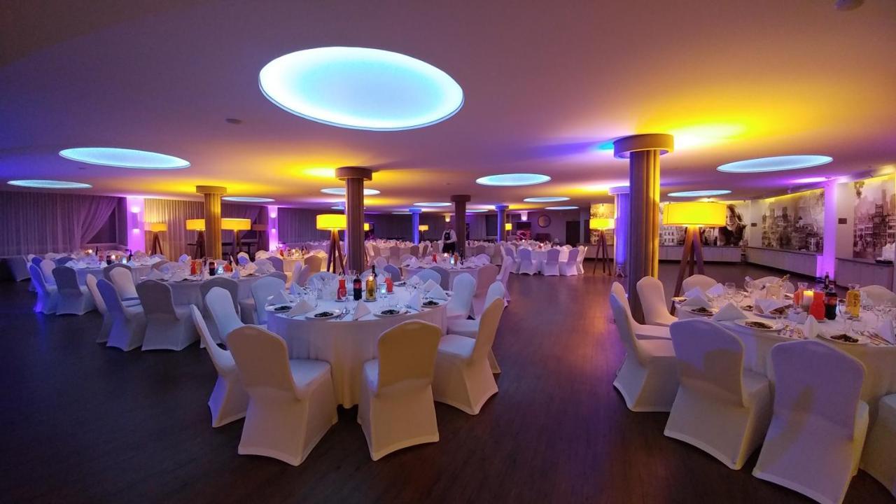 Citi Hotel'S Warszawa-Falenty ราชิน ภายนอก รูปภาพ