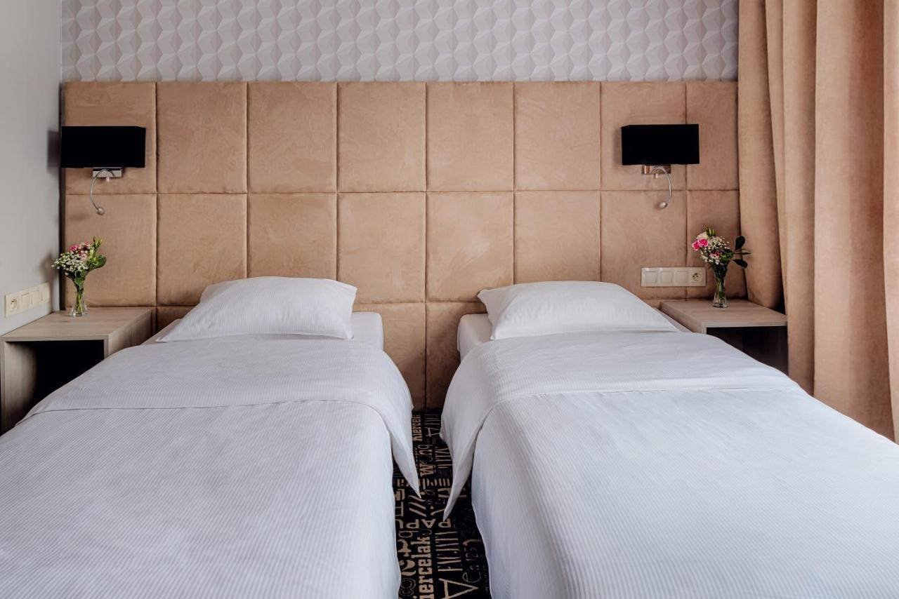 Citi Hotel'S Warszawa-Falenty ราชิน ภายนอก รูปภาพ