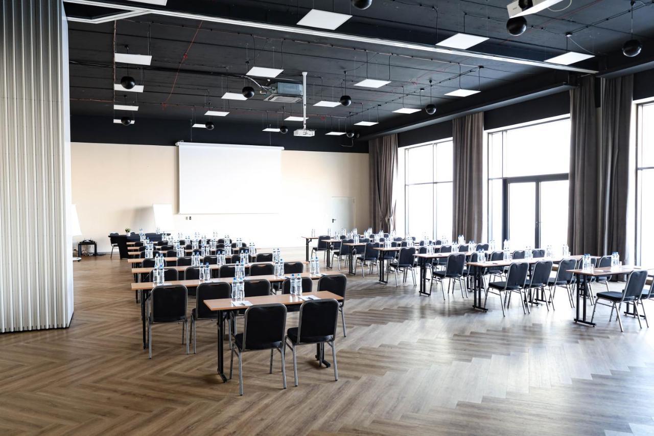 Citi Hotel'S Warszawa-Falenty ราชิน ภายนอก รูปภาพ